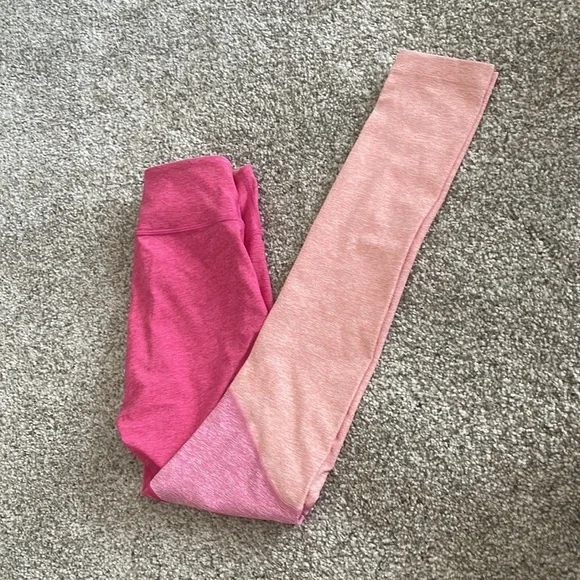 Outdoor voices pink leggings - Picture 2 of 3